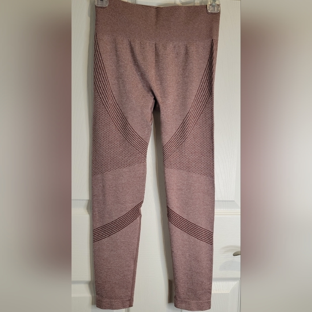 Ladies Leggings - Picture 2 of 5